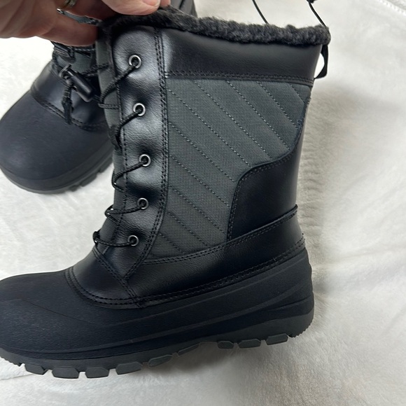 All in Motion Kids Boots - Black and Gray - Picture 5 of 12